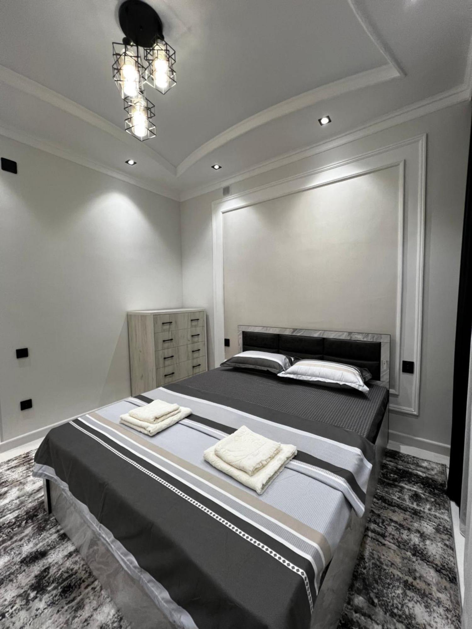 New Apartment Near The Savitsky Museum And Central Bazaar ヌクス エクステリア 写真